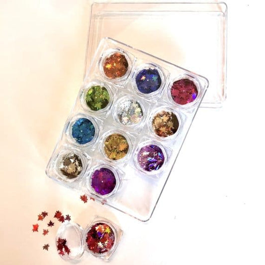 Décorations métalliques en forme de feuille d’érable – accessoires nail art professionnels