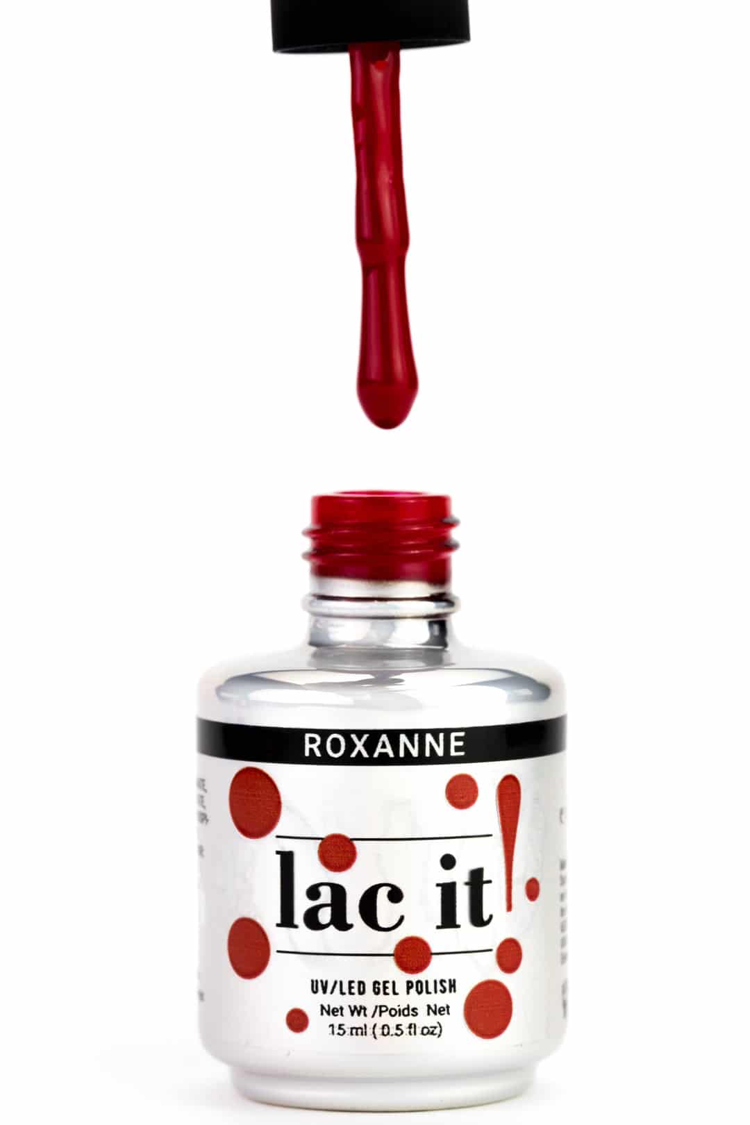 Ce vernis gel professionnel, disponible en plusieurs teintes tendances, s’applique facilement et assure une couleur intense sans écaillage jusqu’à 3 semaines. ROXANNE